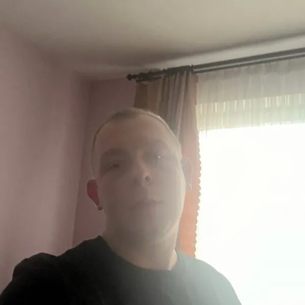 Стас